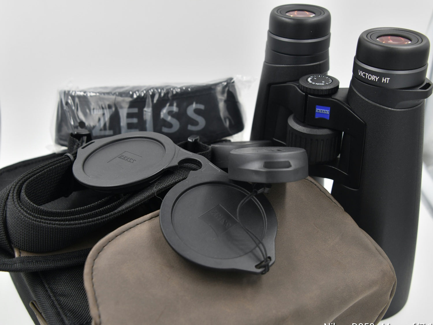 Binocoli Zeiss Victory HT 10X54 