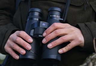 Binocolo ZEISS SFL 10X50 